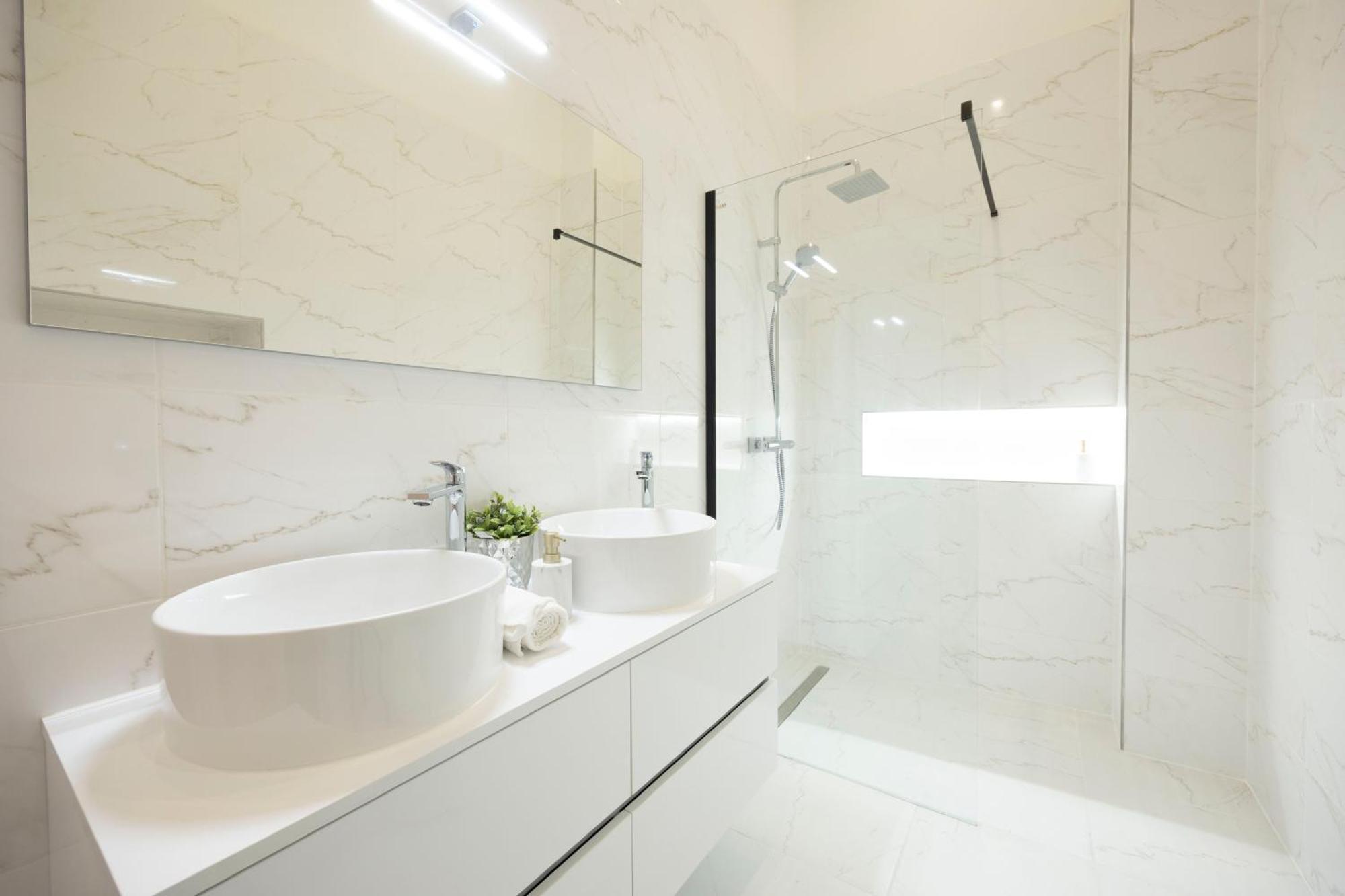 Exclusive & Prestigious Central Residence W/ Balcony Boedapest Buitenkant foto